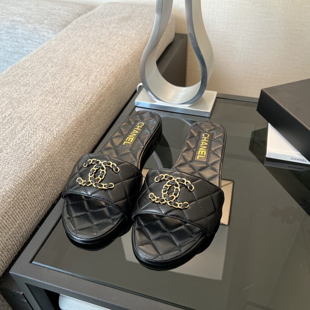 Chanel 23P Quilted Cc Chain Mule Sandal Black G39954 X56940 94305 - Image 3