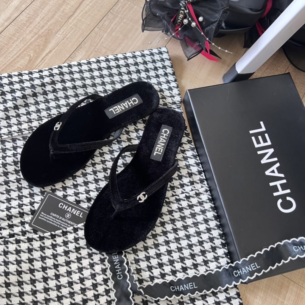 Chanel Thongs Slipper Velvet In Black G45716 B16716 94305 - Image 9