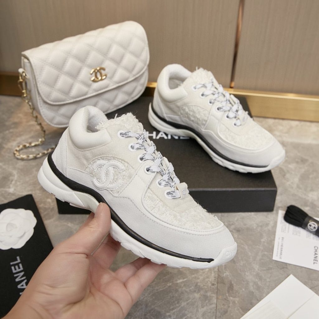 Chanel Velour Tweed Cc Sneaker White - Image 7