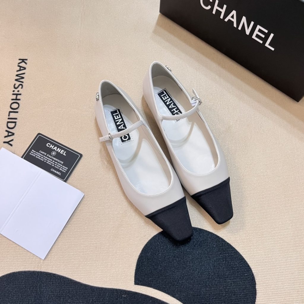 Chanel Square Toe Ballet Flats Black White - Image 11