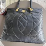Chanel Cc Caviar Shopping Bag Black 37Cm - Image 4