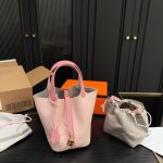 Hermes Picotin Lock 18 Pocket Bag Light Pink 18cm - Image 4