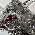 Louis Vuitton Onthego PM Silver 25cm M26373 - Image 7