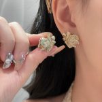 Chanel Cc Crystal Heart Earrings Gold Abg358 B21895 U3549 - Image 4