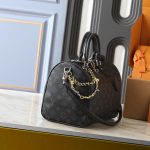 Louis Vuitton Speedy Soft 30 Monogram Black 30cm M15102 - Image 4