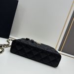 Chanel 25C Vanity With Chain Gold Hardware Black 19Cm - Image 7