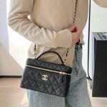 Chanel 25C Vanity With Chain Gold Hardware Black 19Cm - Image 10