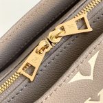 Louis Vuitton Onthego East West Bag Bicolor Beige 25Cm M23641 - Image 8