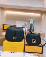 Fendi C’Mon Medium Black Smooth And Full Grain Leather Bag 25Cm 8Bt366Aq0Kf04Tx - Image 3