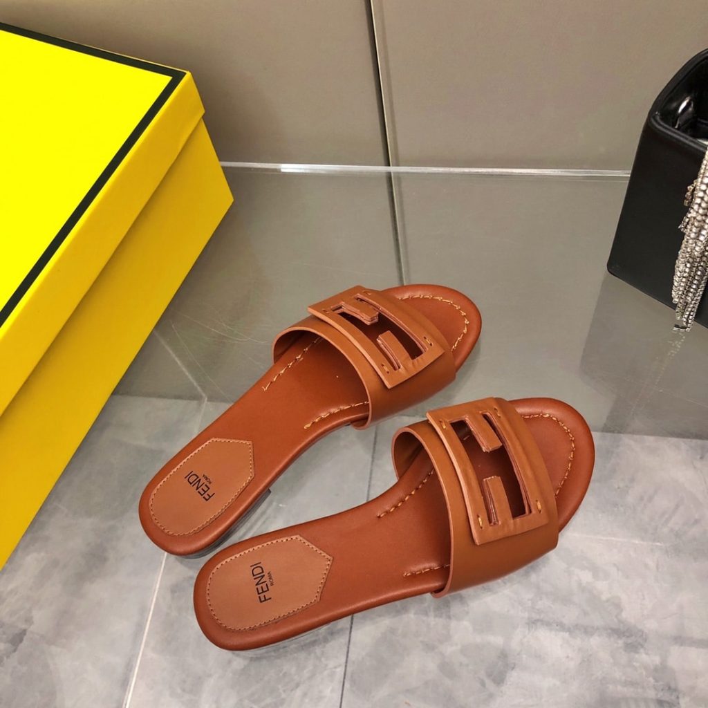 Fendi Baguette Brown Leather Slides 8R8136Ae7Tf1C4R - Image 10