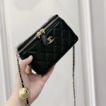 Chanel Pearl Crush Vanity Case With Chain In Black 17Cm - Image 3