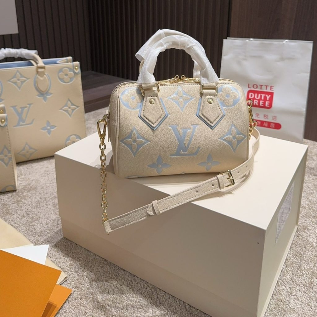 Louis Vuitton Speedy Bandoulière 20 Candy Blue 20Cm M46883 - Image 7