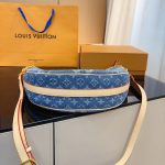 Louis Vuitton Loop Hobo Monogram Denim Bag Blue 35Cm - Image 7
