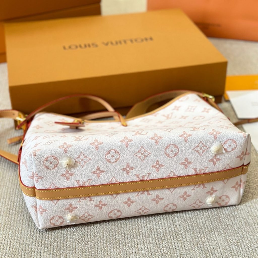 Louis Vuitton Carryall PM Bag Pink 30Cm - Image 4