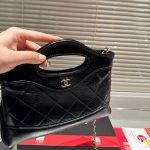 Chanel 24C Mini 31 Clutch With Chain Shiny Black 24Cm - Image 4