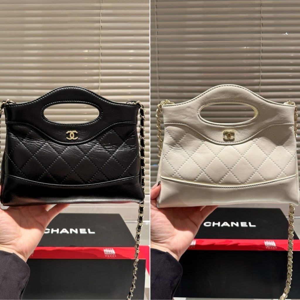 Chanel 24C Mini 31 Clutch With Chain Shiny White 24Cm - Image 4