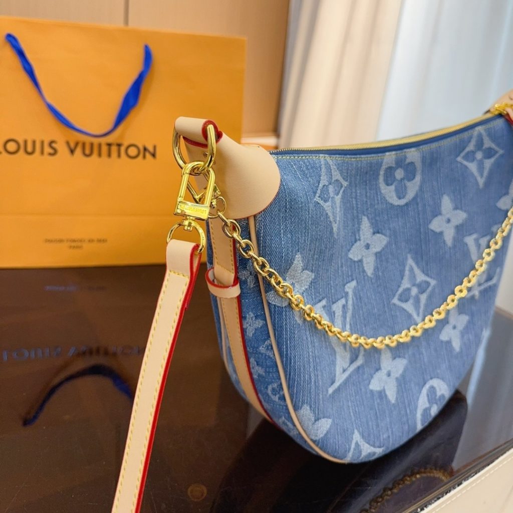 Louis Vuitton Loop Hobo Monogram Denim Bag Blue 35Cm - Image 8