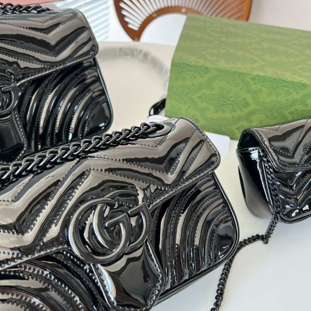 Gucci GG Marmont Patent Super Mini Bag Black Patent 17cm 476433 AACDE 1000 - Image 5