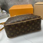 Louis Vuitton Monogram Deauville Boston Brown 28Cm M42228 - Image 5