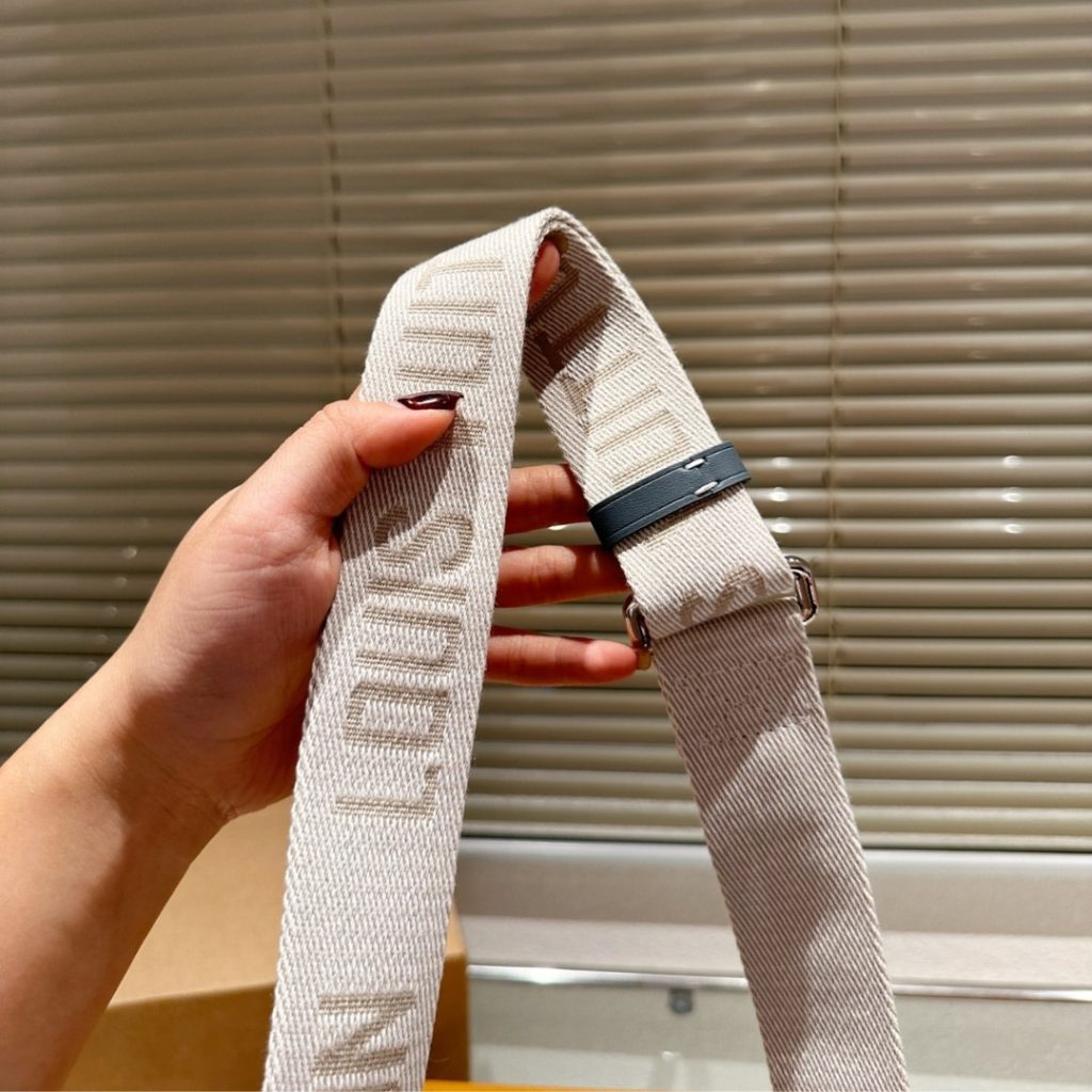 Louis Vuitton Keepall Bandoulière 25 Monogram Canvas Washed Denim 24Cm M22762 - Image 8