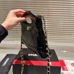 Chanel 24C Mini 31 Clutch With Chain Shiny Black 24Cm - Image 5