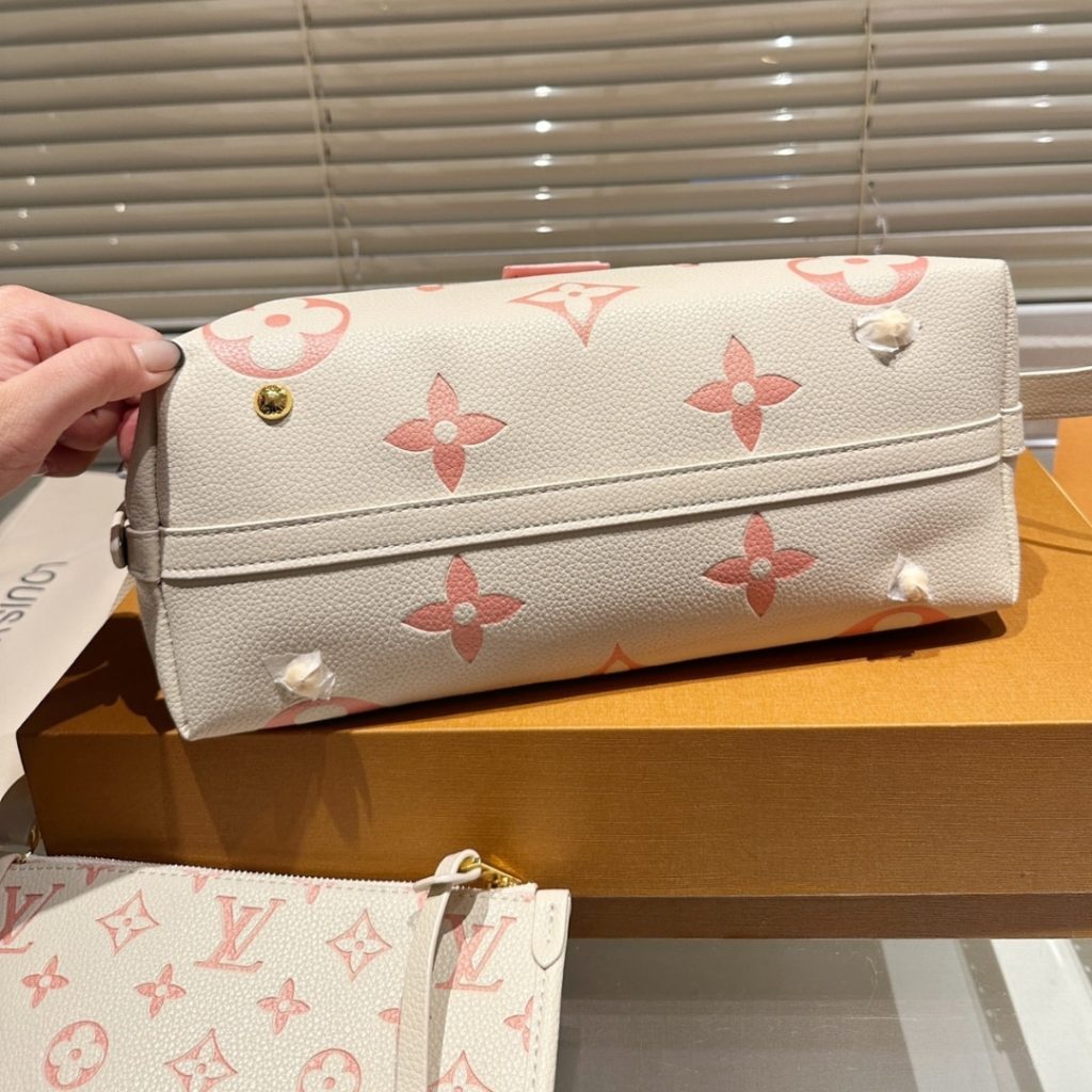 Louis Vuitton Carryall PM Bicolor Latte 30Cm M24141 - Image 6