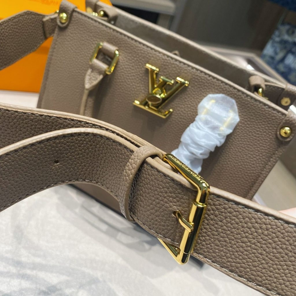 Louis Vuitton Lock And Go Bags Dark Beige 24Cm - Image 7