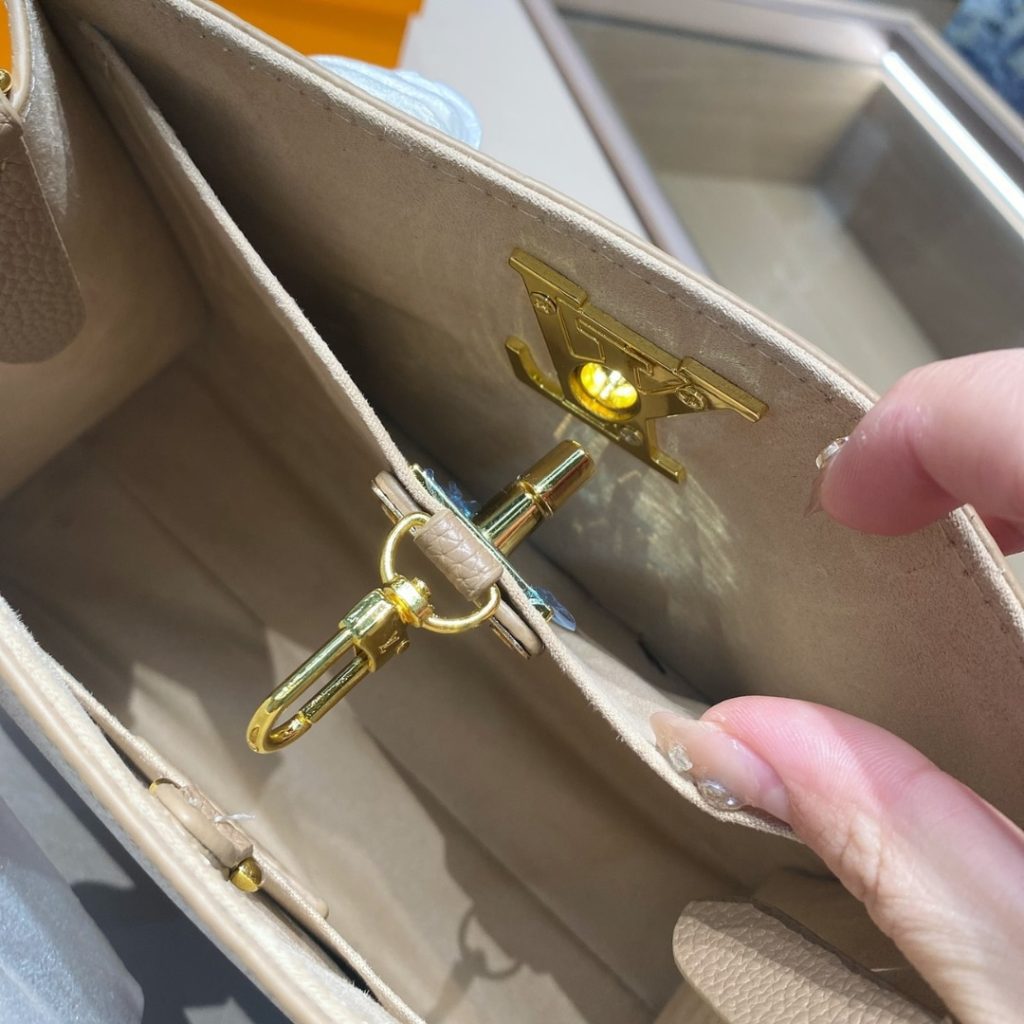 Louis Vuitton Lock And Go Bags Dark Beige 24Cm - Image 8