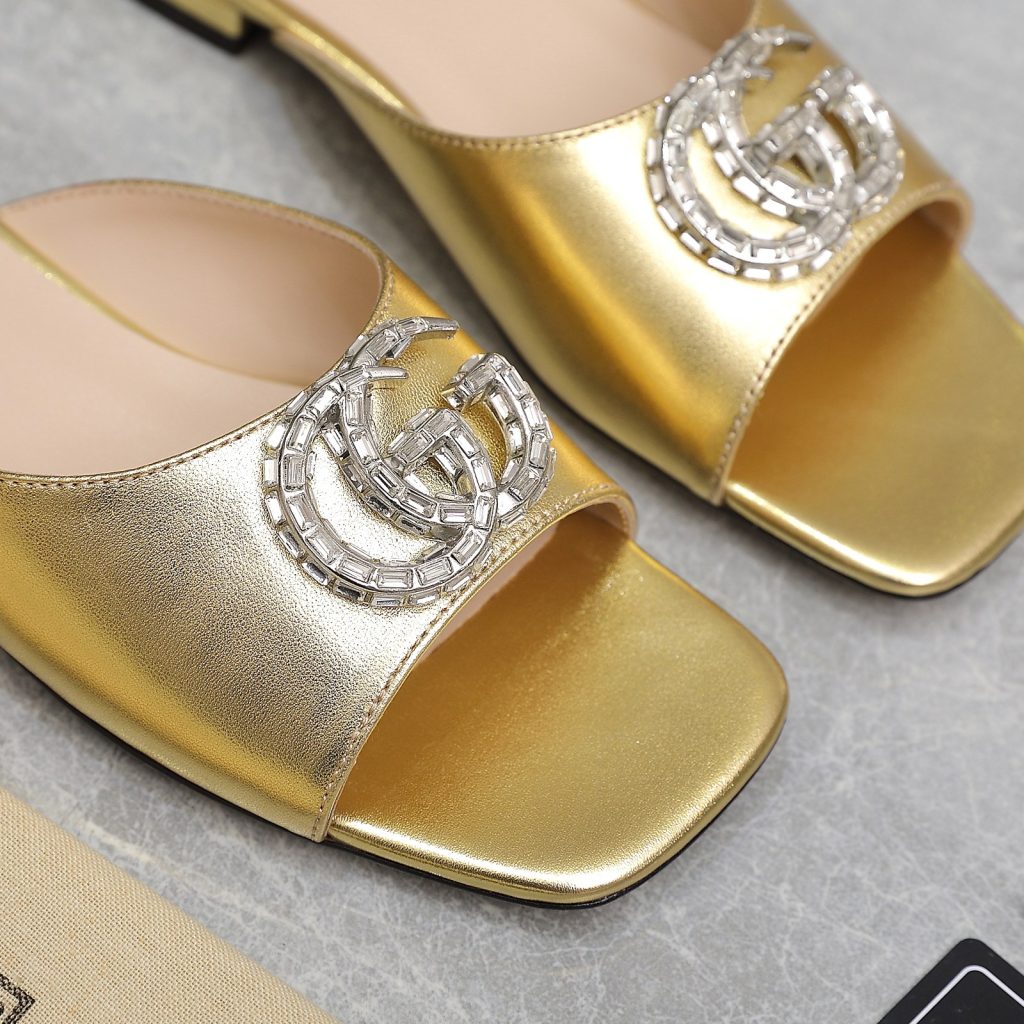 Gucci Gg Crystal Slippers Gold - Image 4