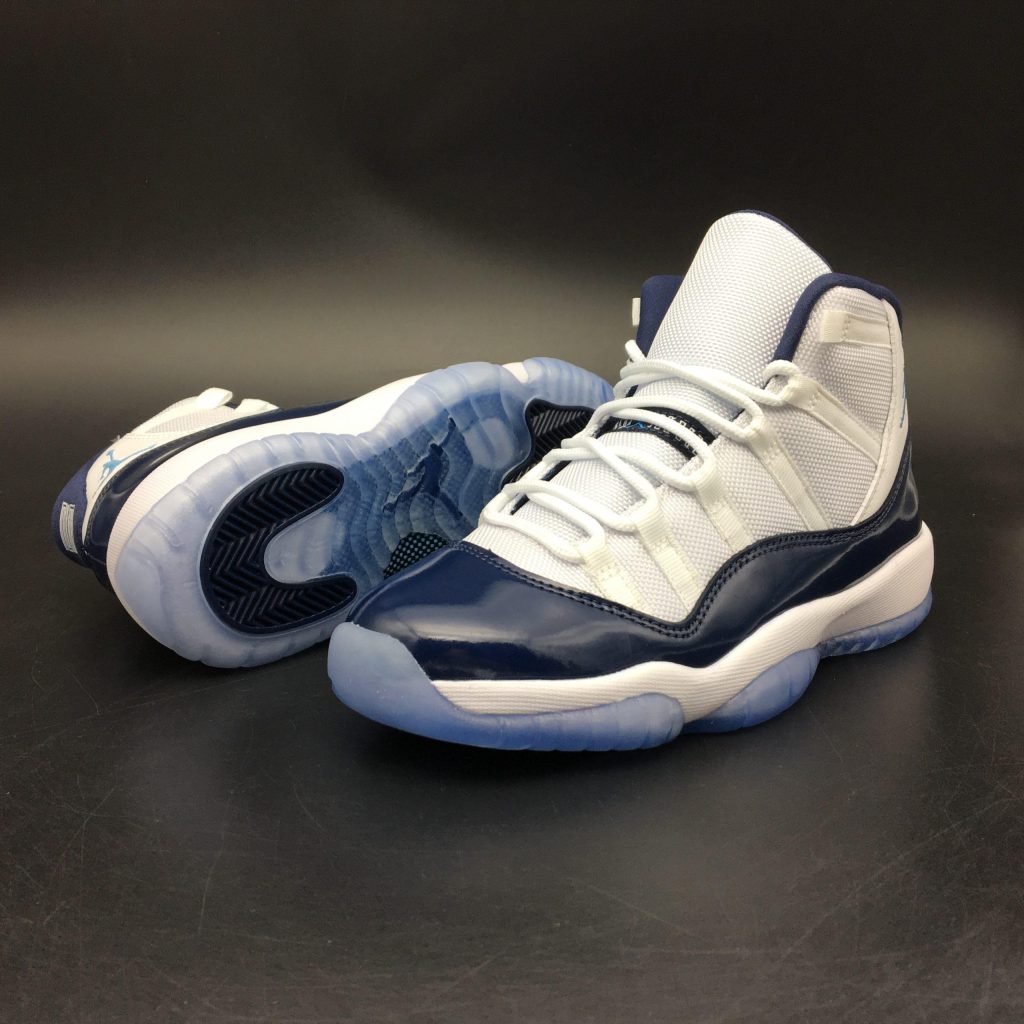 Air Jordan 11 Midnight Navy GS - Image 4