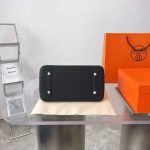 Hermes Birkin 35 Togo Leather Handbag Black 35cm - Image 5