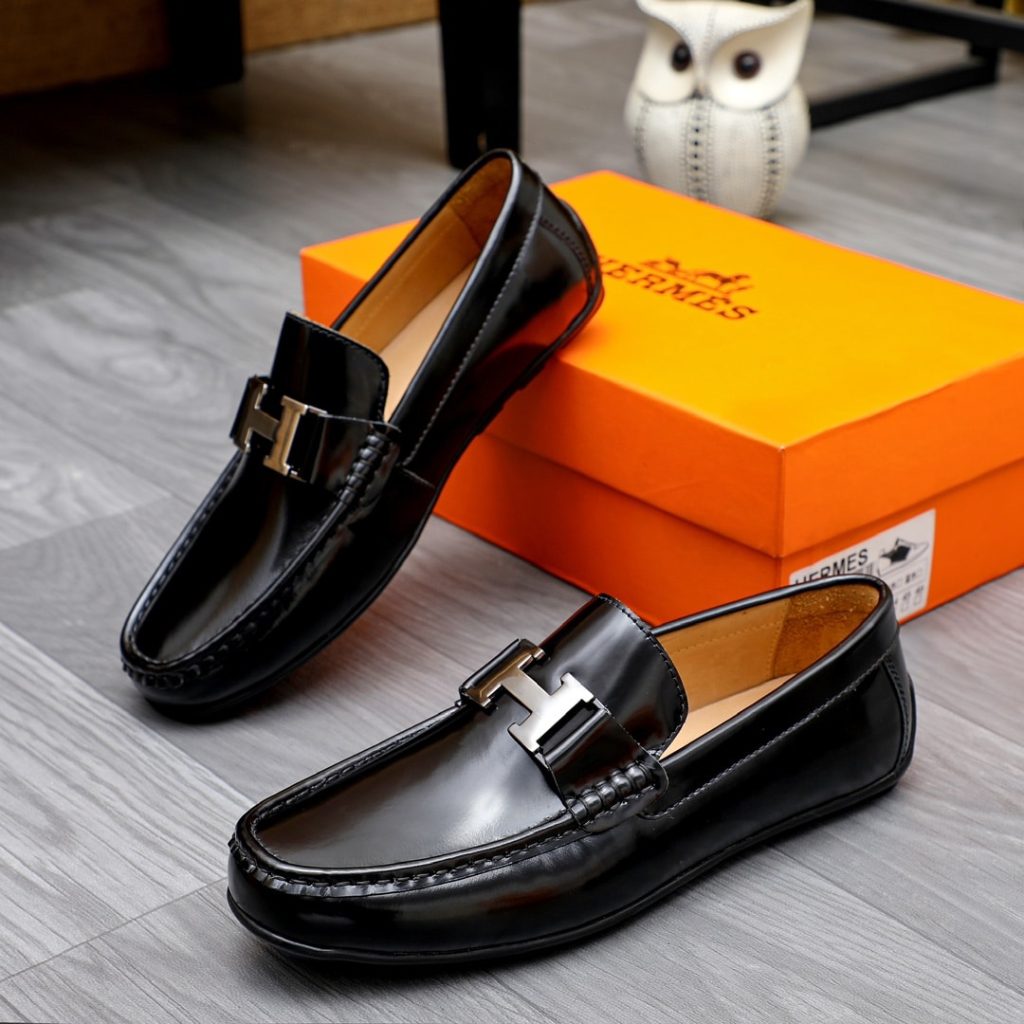 Hermes Men'S Loafer Moccasin Polish Leather With H Silver In Black - Image 5