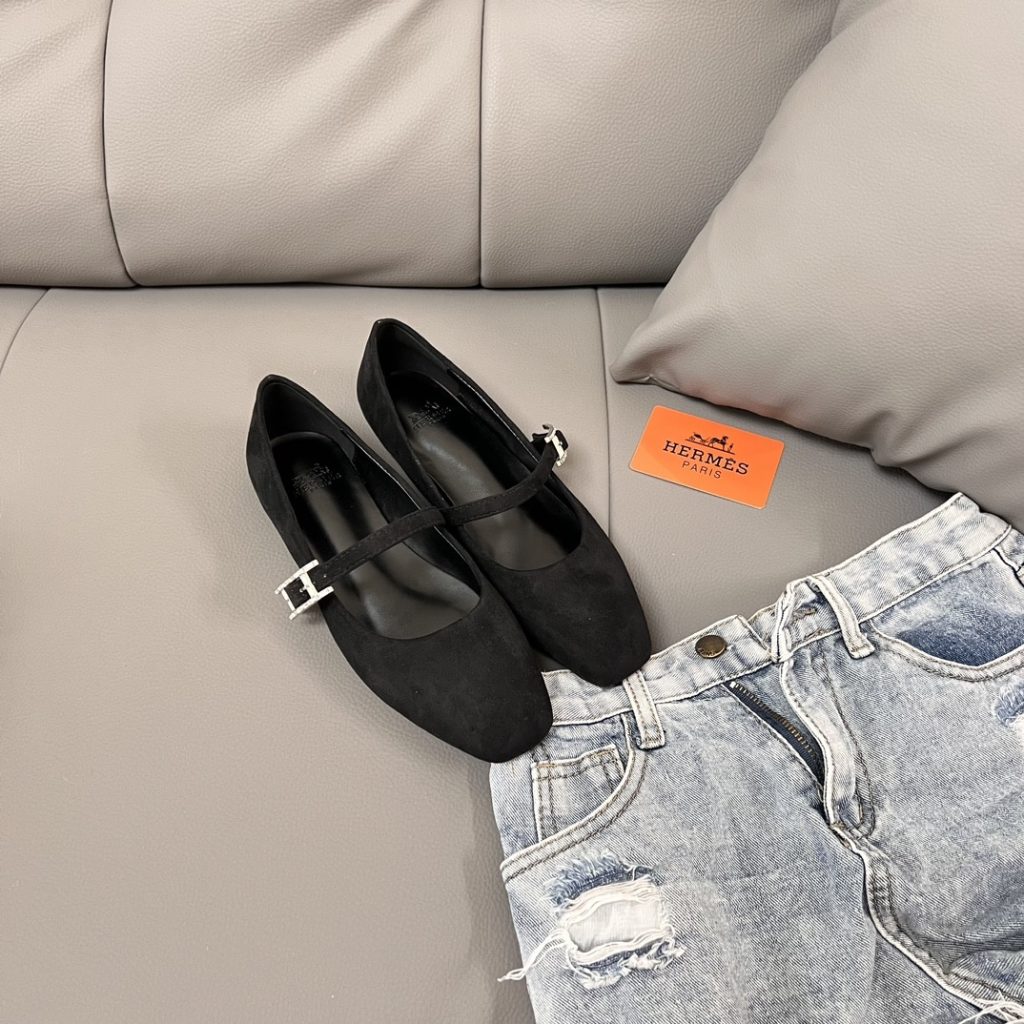 Hermes Jane Ballet Flat In Velvet Noir H242046Z 02370 - Image 3