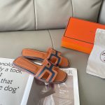 Hermes Oran Sandal Bleu Brut Gold H221105ZV48340 - Image 4