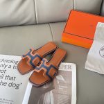 Hermes Oran Sandal Bleu Brut Gold H221105ZV48340 - Image 3