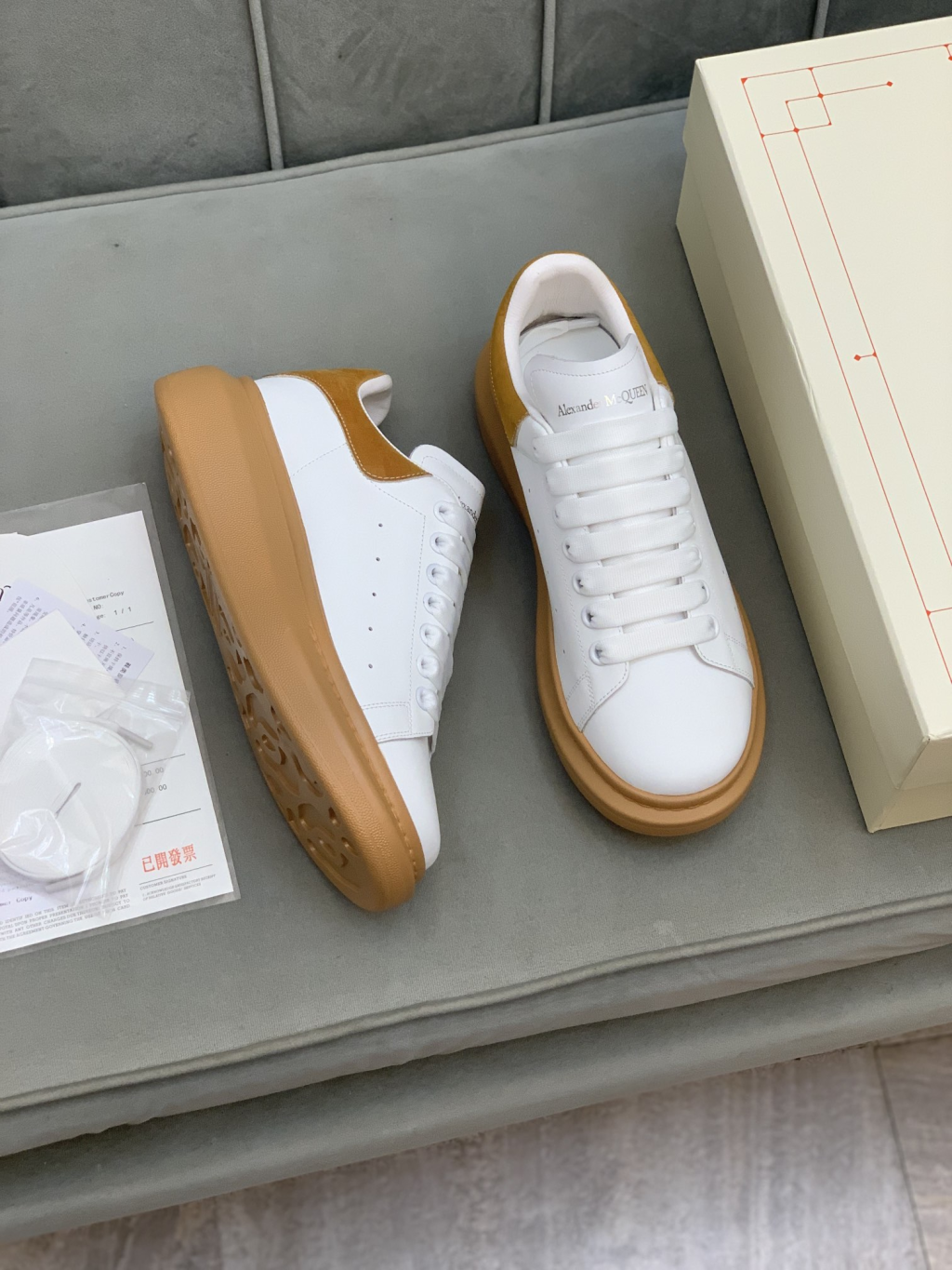 ALEXANDER MCQUEEN - Image 4