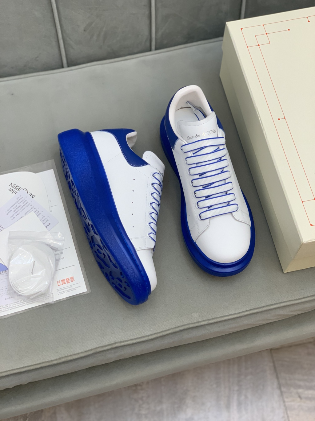 ALEXANDER MCQUEEN - Image 4