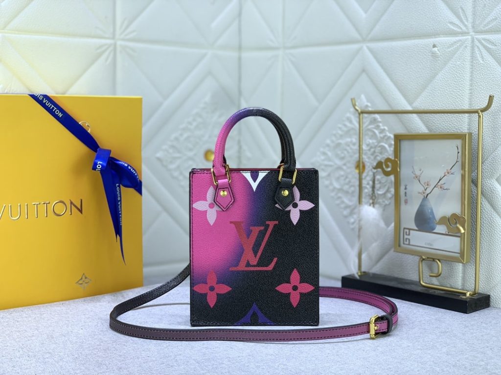 Louis Vuitton Petit Sac Plat Monogram Black And Pink 17Cm - Image 10