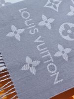 Louis Vuitton Lv Monogram Essential Scarf Light Grey M77727 - Image 6