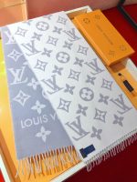 Louis Vuitton Lv Monogram Essential Scarf Light Grey M77727 - Image 5