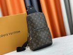 Louis Vuitton Louis Vuitton Avenue Slingbag Monogram Brown 31Cm M45897 - Image 6