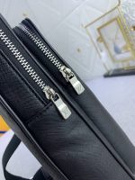 Louis Vuitton Avenue Nm Crossbody Bag Black 31Cm M30971 - Image 6