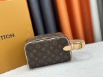Louis Vuitton Trousse Toilette Locker Dopp Kit 23Cm M83112 - Image 3