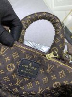 Louis Vuitton Onthego Pillow Handbag Silver 34Cm - Image 7