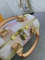 Louis Vuitton Speedy Bandoulière Damier Canvas Peach 20Cm - Image 6