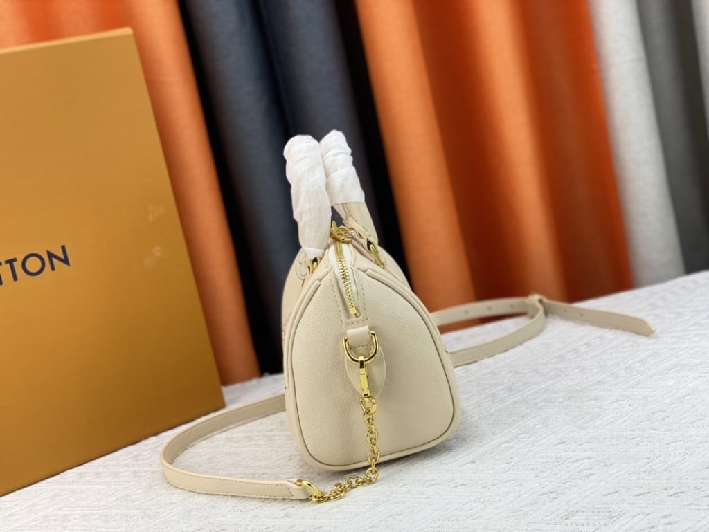 Louis Vuitton Speedy Bandoulière Monogram Empreinte 20Cm M46667 - Image 9