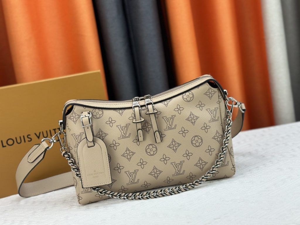 Louis Vuitton Hand It All PM Galet Gray 29Cm M24255 - Image 3