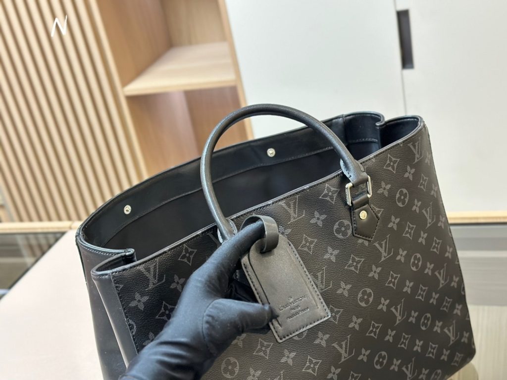 Louis Vuitton Monogram Eclipse Grand Sac Tote Black 40Cm - Image 7