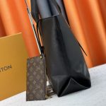 Louis Vuitton Low Key Cabas MM Grained Leather Black 47Cm M25341 - Image 6