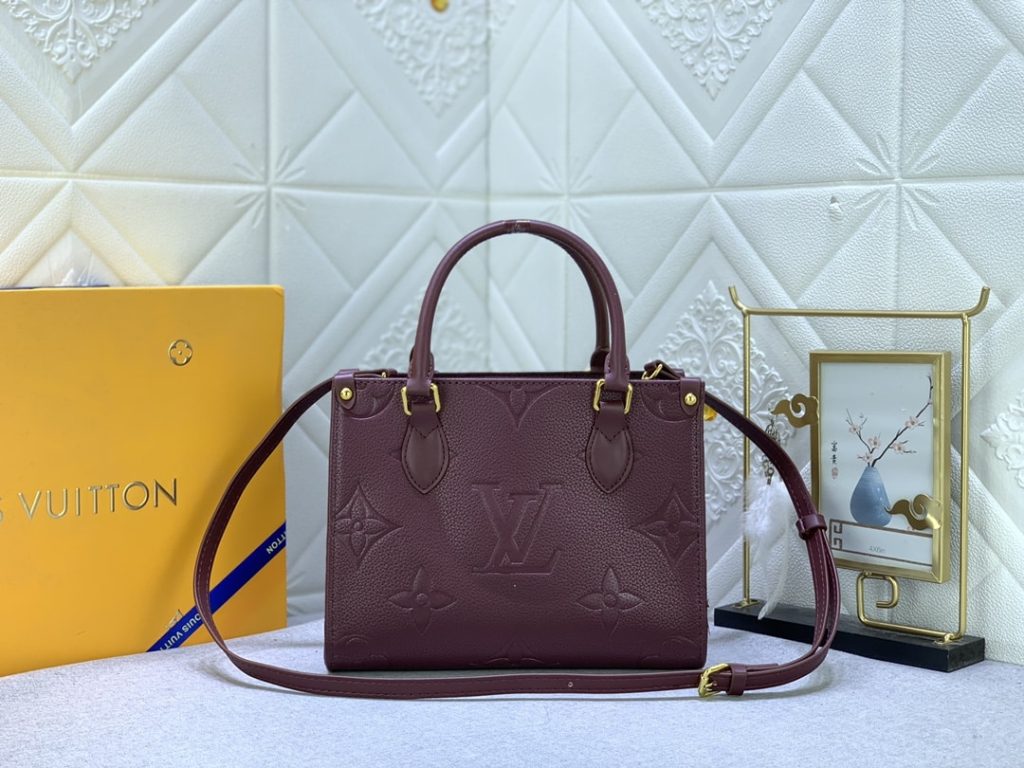 Louis Vuitton Onthego MM Monogram Empreinte Wine Red 25Cm M46601 - Image 3